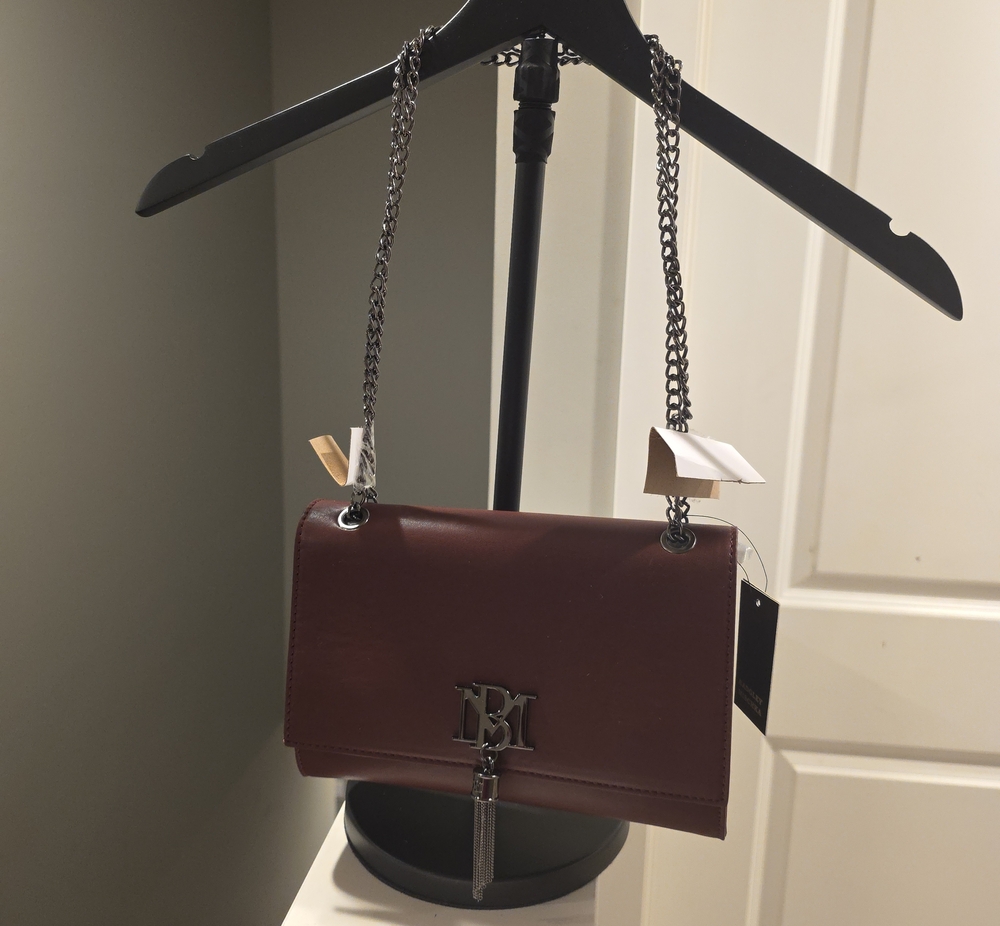 Badgley Mischka Burgundy Leather Chain Shoulder Bag